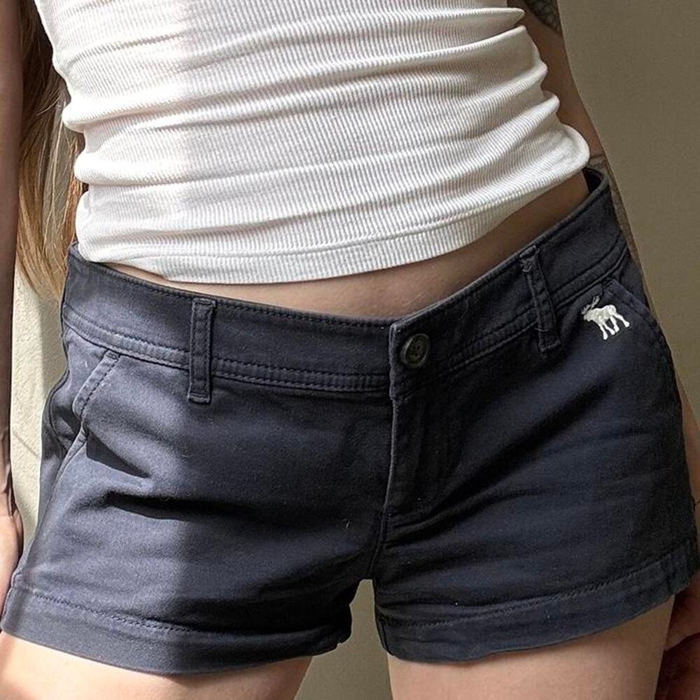 Y2K Abercrombie & Fitch Navy Low Rise Cotton Chino Shorts 2 Preppy Spring Summer